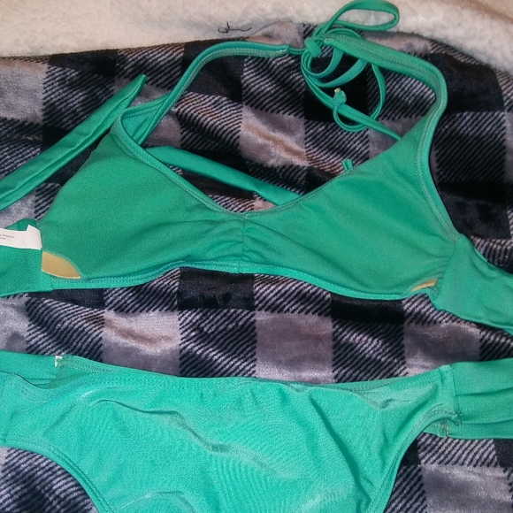 So 2 piece swim - Picture 2 of 2